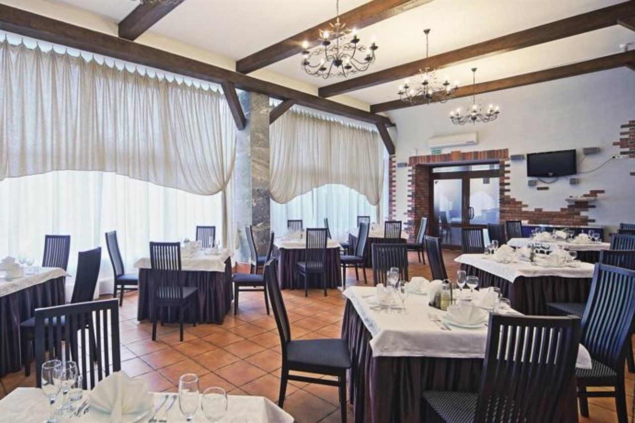 Tourist Hotel Minsk Eksteriør billede