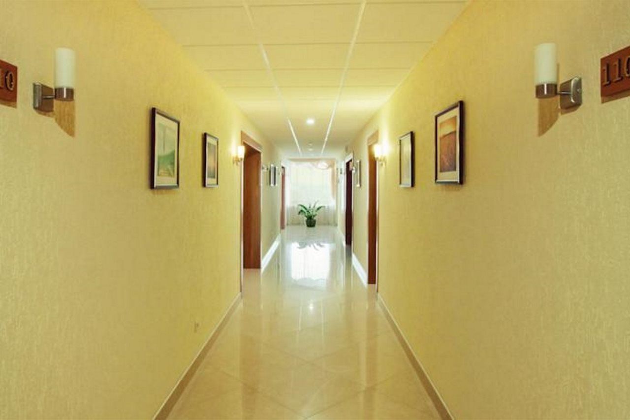 Tourist Hotel Minsk Eksteriør billede